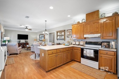 Welcome to easy coastal living in Gulf Shores! This cute - photo 8