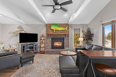 Set in the Purves Lagoon neighborhood, this remodeled - photo 7
