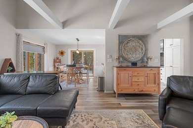 Set in the Purves Lagoon neighborhood, this remodeled - photo 10