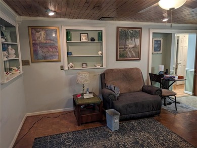 Renovation opportunity at 4079 Lake Marianna Drive. NO HOA, this - photo 11