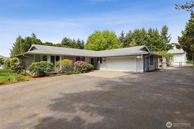 Back on market due to buyer financing. No fault of the seller or - photo 1