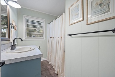Just a short walk from the sand, this classic Edisto Beach home - photo 15