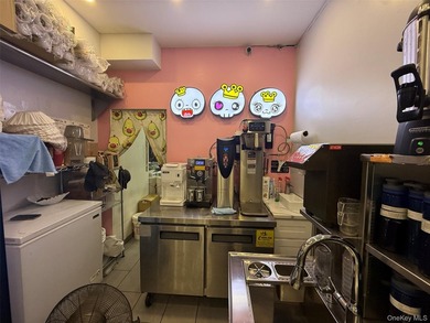 146 W 72nd St 1Fl - photo 17