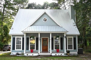Welcome to this immaculate, move-in ready home in Lake Forest! - photo 1