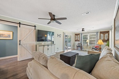 Just a short walk from the sand, this classic Edisto Beach home - photo 25