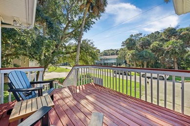 Just a short walk from the sand, this classic Edisto Beach home - photo 34