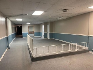 Great opportunity for a downtown commercial building with 3 - photo 3