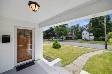 Welcome home to this spacious and well cared for property - photo 5