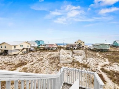 The Wheel House is an A-frame residence located in Fort Morgan - photo 10
