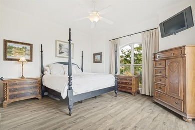 Walk into panoramic views of Lake Whitney, known as one of - photo 12