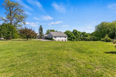 Experience the best of one-floor living in this expansive - photo 13