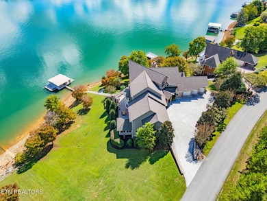 Spectacular lakefront living with all the room inside and out - - photo 3