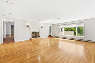 Experience the best of one-floor living in this expansive - photo 25