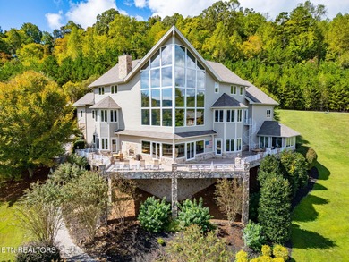 Spectacular lakefront living with all the room inside and out - - photo 9