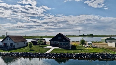 Impeccably maintained home with 125 feet of frontage on Blue Dog - photo 1