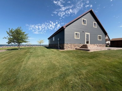 Impeccably maintained home with 125 feet of frontage on Blue Dog - photo 2