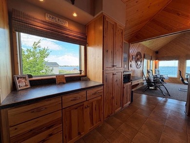 Impeccably maintained home with 125 feet of frontage on Blue Dog - photo 9