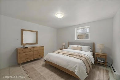 Excellent opportunity on a 40 * 100 lot. This fully detached 2 - photo 12