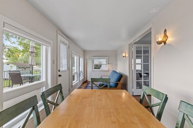 Welcome to your perfect lakeside escape on beautiful Pretty Lake - photo 12