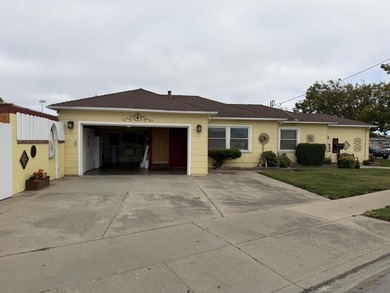 Situated on a spacious 7,000+/- sq. ft. corner lot, this home - photo 14
