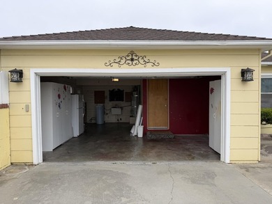 Situated on a spacious 7,000+/- sq. ft. corner lot, this home - photo 15