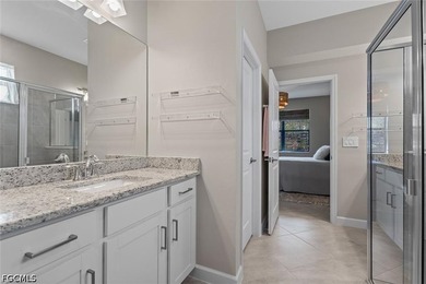 Welcome to the one that sets the standard - a standout villa - photo 22