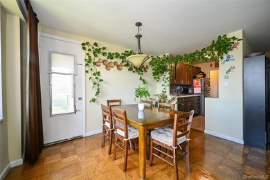 Spacious 2 Bedroom, 2 Bathroom Co-op in Luxury 24-Hour Doorman - photo 9