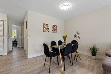 Excellent investment opportunity! This tenant-occupied 3 bedroom - photo 11