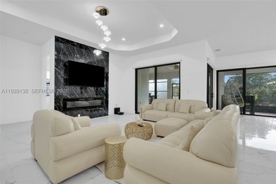 4,105 SQFT Home on Corner Lot! Centrally located just minutes - photo 20