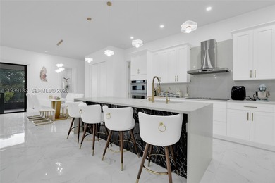4,105 SQFT Home on Corner Lot! Centrally located just minutes - photo 21