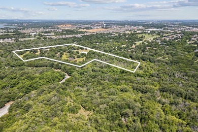 22 acres of pure Texas, and it's hiding in plain sight. Tucked - photo 34