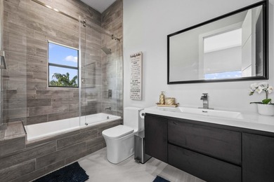 Immerse yourself in modern luxury in this stunning waterfront - photo 44