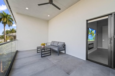 Immerse yourself in modern luxury in this stunning waterfront - photo 47