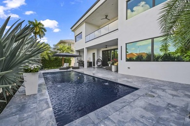 Immerse yourself in modern luxury in this stunning waterfront - photo 50
