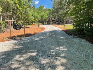 (private lake, pond, creek) Acreage For Sale in Commerce Georgia