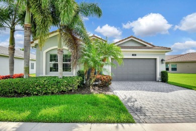 (private lake, pond, creek) Home For Sale in Boynton Beach Florida