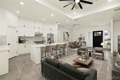 Stunning new construction home located on the golf course in a - photo 2