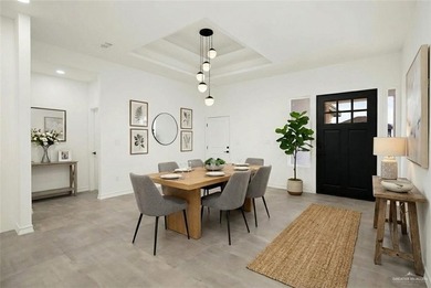 Stunning new construction home located on the golf course in a - photo 3