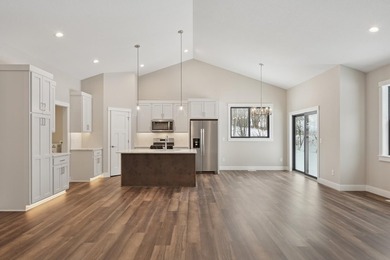 Private 2.2 Acre Retreat! Welcome to this serene 3-bedroom, 2 - photo 7
