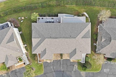 This beautiful 3BR, 3BA townhouse is truly a rare find. The 2nd - photo 15