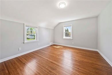 Welcome to 118 Queensboro Rd in Irondequoit - a beautifully - photo 24