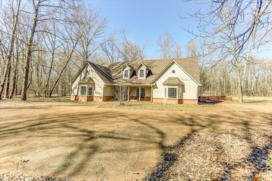 (private lake, pond, creek) Home For Sale in Bartlett Tennessee