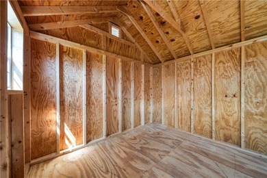 Welcome to 118 Queensboro Rd in Irondequoit - a beautifully - photo 36