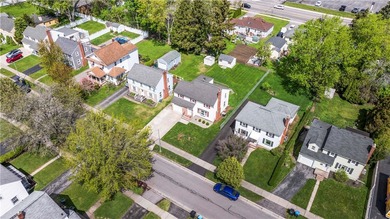 Welcome to 118 Queensboro Rd in Irondequoit - a beautifully - photo 39