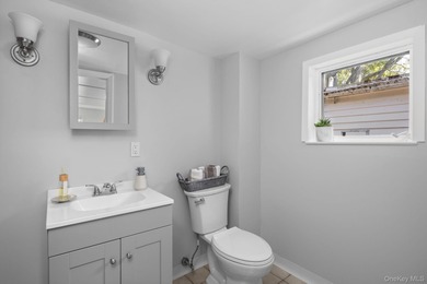 HIGH-YIELD INVESTMENT PROPERTY - THREE (3) UNITS / bungalows in - photo 9