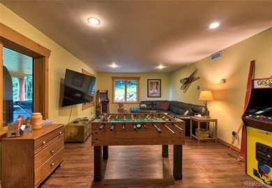 Welcome to your Northern Michigan retreat, an exceptional luxury - photo 25