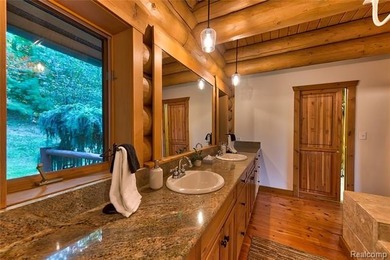 Welcome to your Northern Michigan retreat, an exceptional luxury - photo 36