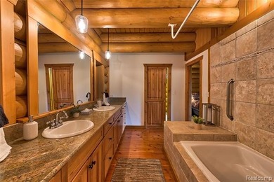 Welcome to your Northern Michigan retreat, an exceptional luxury - photo 37