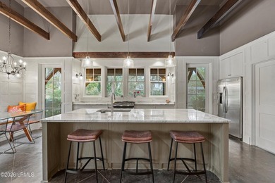 An exceptional architectural residence in one of downtown - photo 3