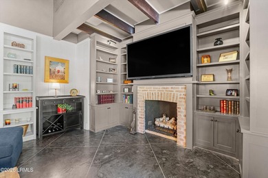 An exceptional architectural residence in one of downtown - photo 9